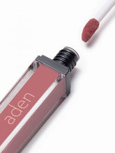 Load image into Gallery viewer, Liquid Lipstick 06 Force,  7 ml
